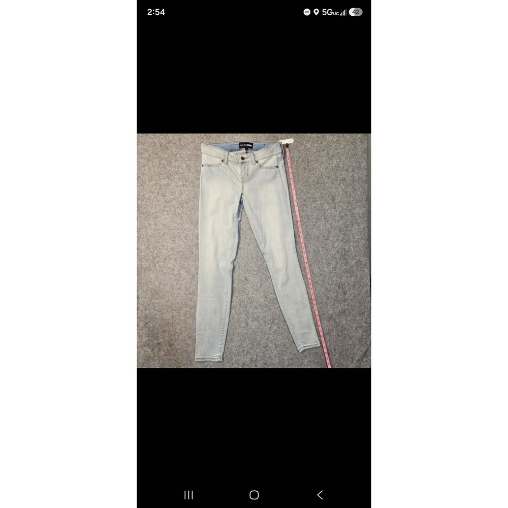 Fashion Nova Womens Skinny Jeans Light Wash Denim Low Rise Stretch Size 3 - Picture 8 of 12